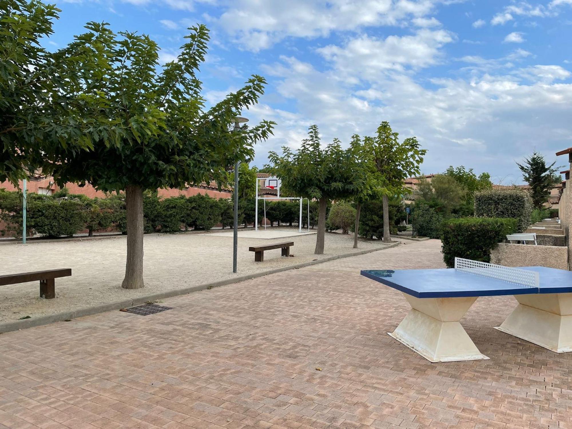 Villa 2 Etoiles Proche Plage Et Commerces Saint-Cyprien  Habitación foto